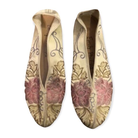 Korean Embroidered House Slippers 24CM - Picture 1 of 9